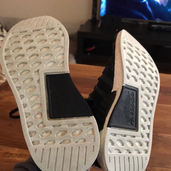 NMD R2’s - Picture 2 of 4